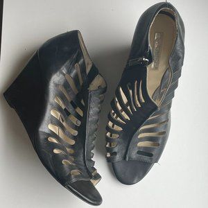 BCBG Stylish Black Wedges